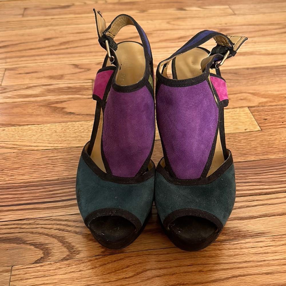 NINE WEST size 8.5 heels